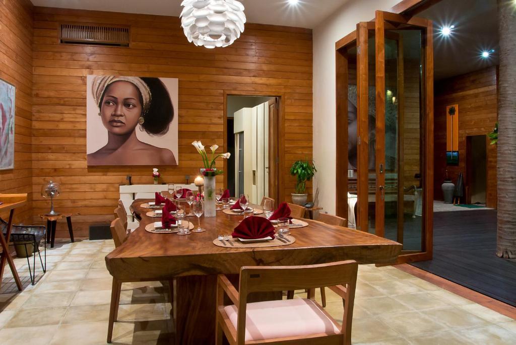 Eko Villa Seminyak - Tropical Villa, Walk To Beach Esterno foto