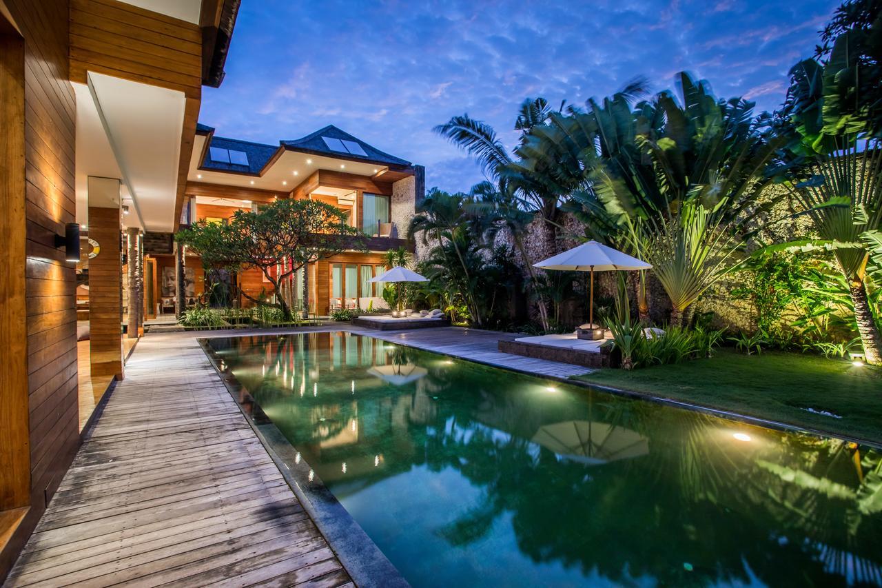 Eko Villa Seminyak - Tropical Villa, Walk To Beach Esterno foto