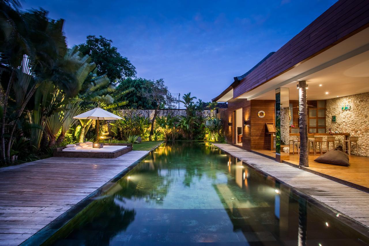Eko Villa Seminyak - Tropical Villa, Walk To Beach Esterno foto