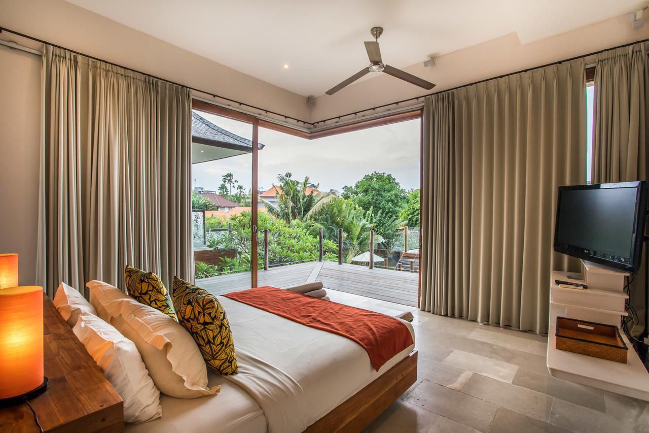 Eko Villa Seminyak - Tropical Villa, Walk To Beach Esterno foto