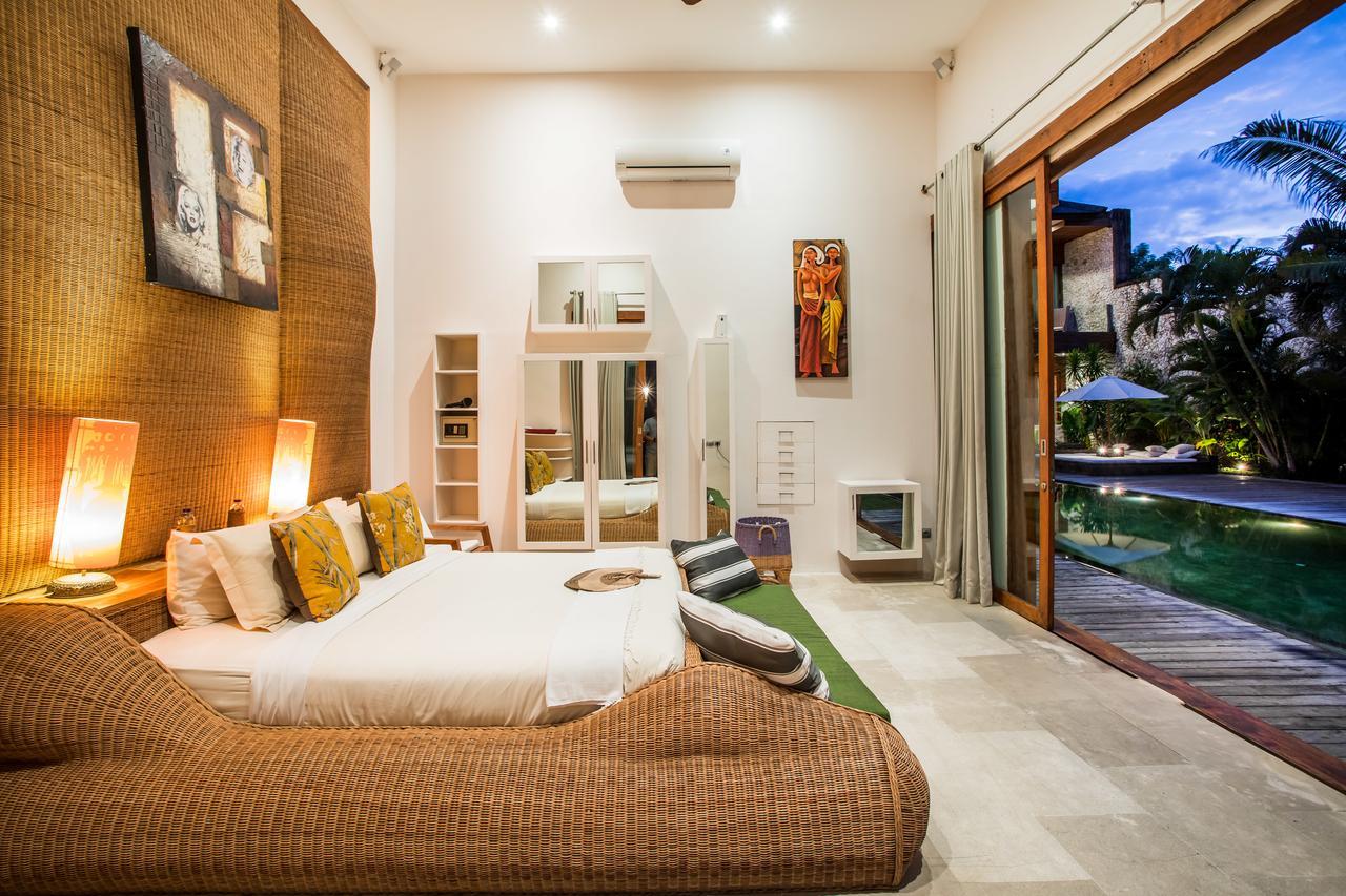 Eko Villa Seminyak - Tropical Villa, Walk To Beach Esterno foto