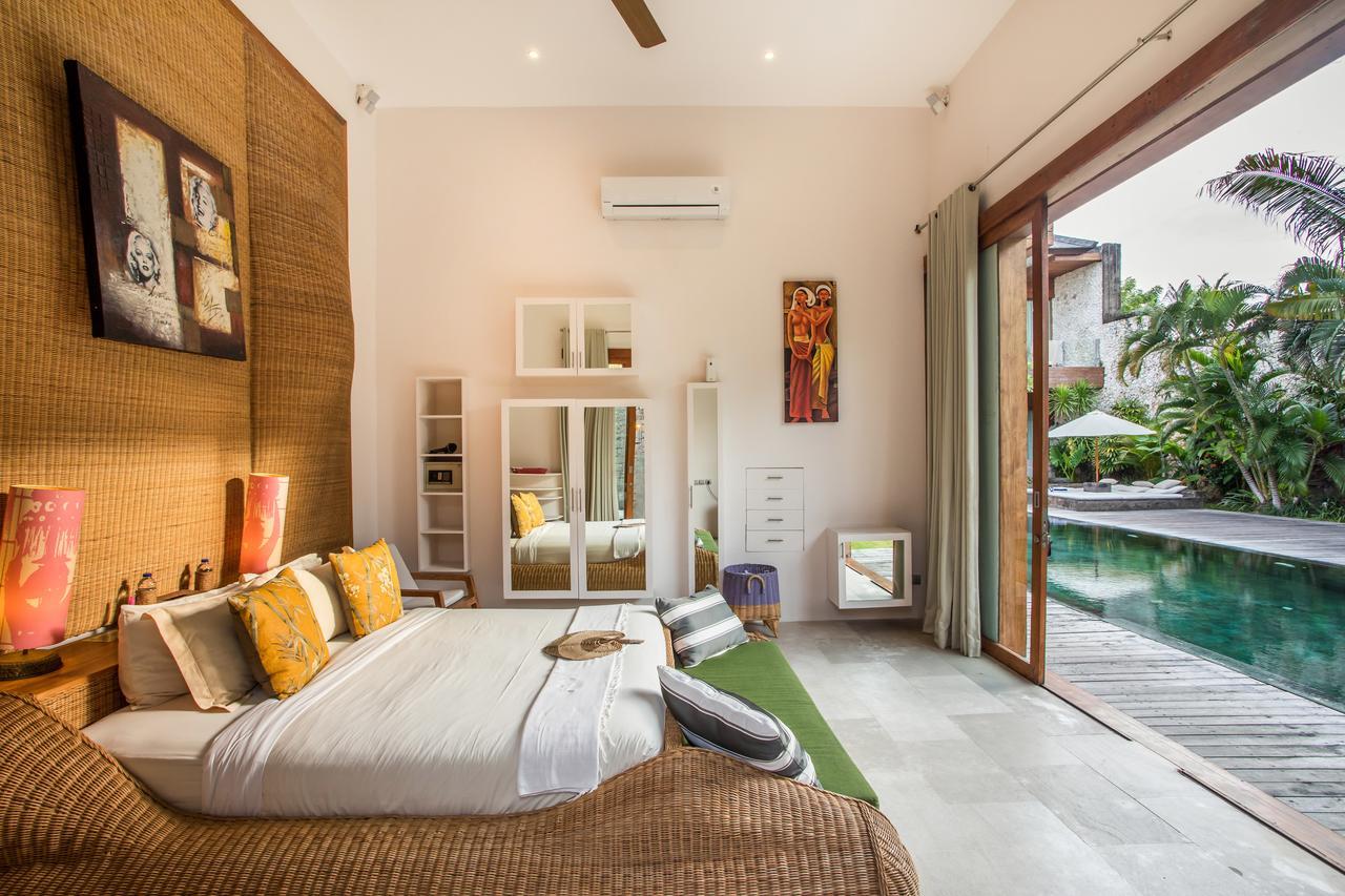 Eko Villa Seminyak - Tropical Villa, Walk To Beach Esterno foto