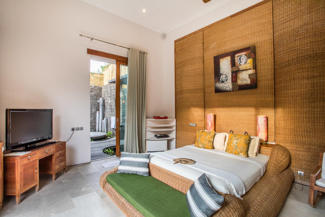 Eko Villa Seminyak - Tropical Villa, Walk To Beach Esterno foto
